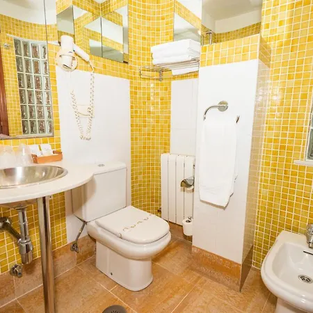 卡斯蒂洛高森酒店 酒店