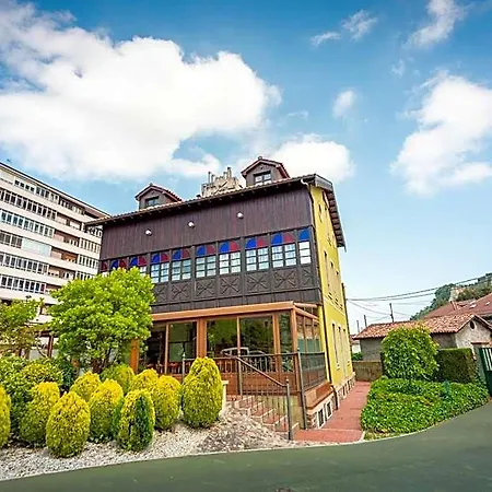 Hotel Castillo De Gauzon Salinas (Castrillon)