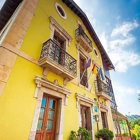 Castillo De Gauzón Hotel Salinas (Castrillon)