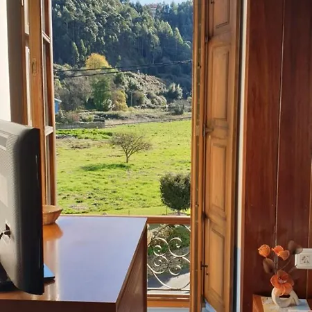 Hotel Castillo De Gauzón 3*