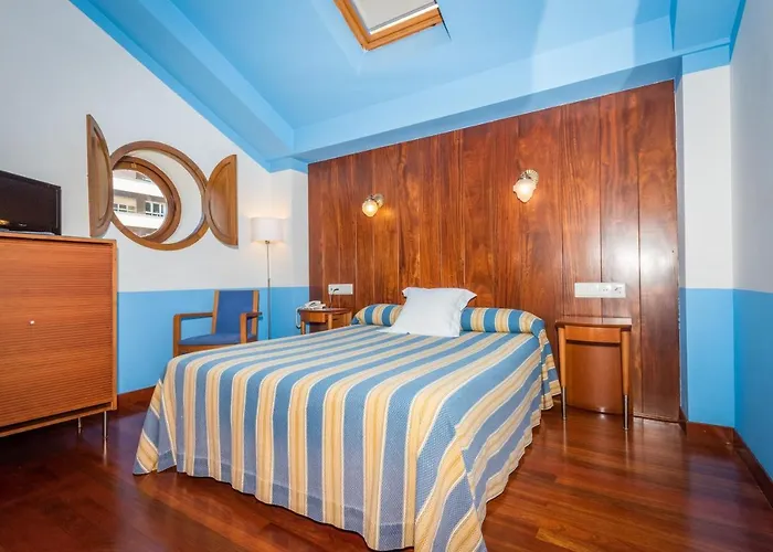 Castillo De Gauzón Salinas (Castrillon)