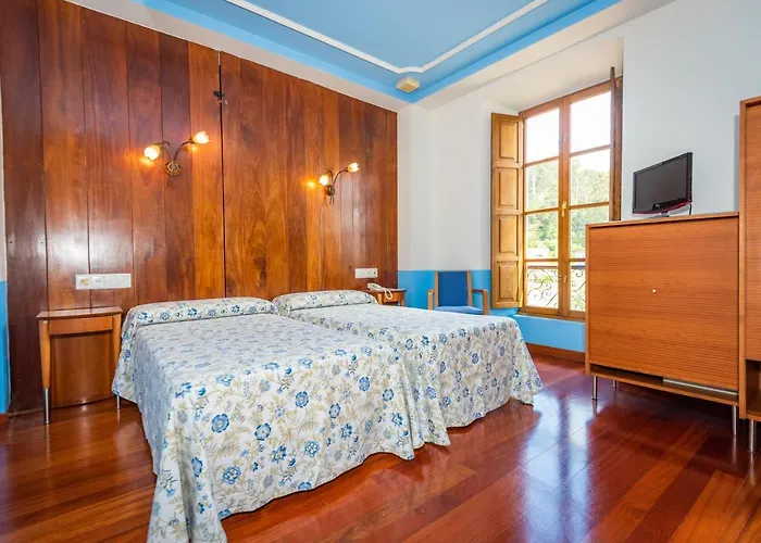 Castillo De Gauzon Hotel Salinas (Castrillon)