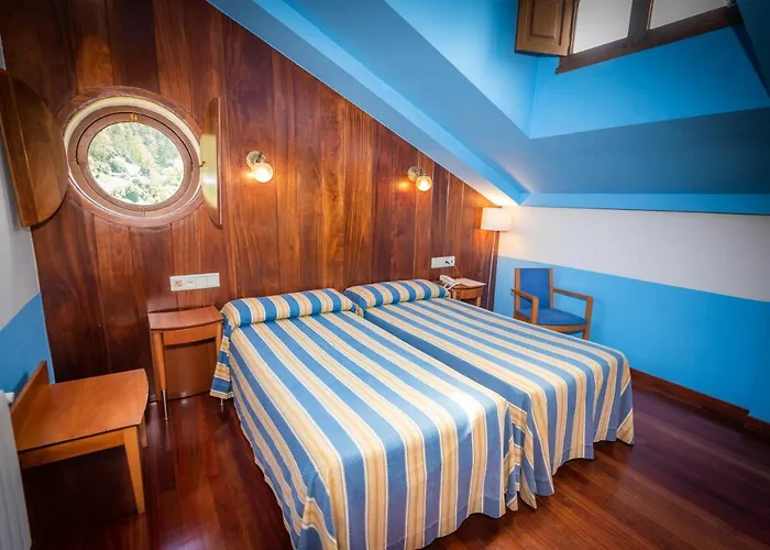 Castillo De Gauzon Salinas (Castrillon)