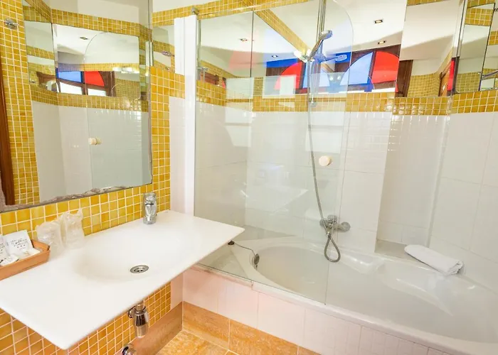 Hotel Castillo De Gauzon