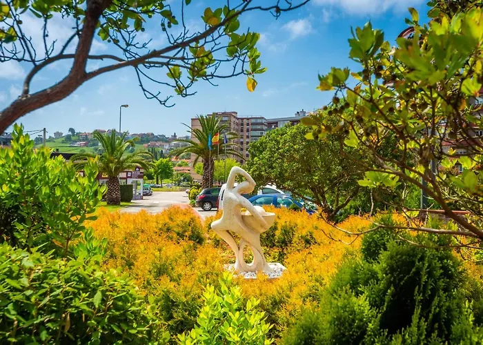 Castillo De Gauzón 3* Salinas (Castrillon)