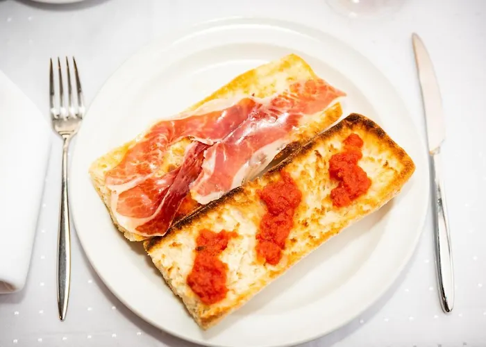 Castillo De Gauzon 3*