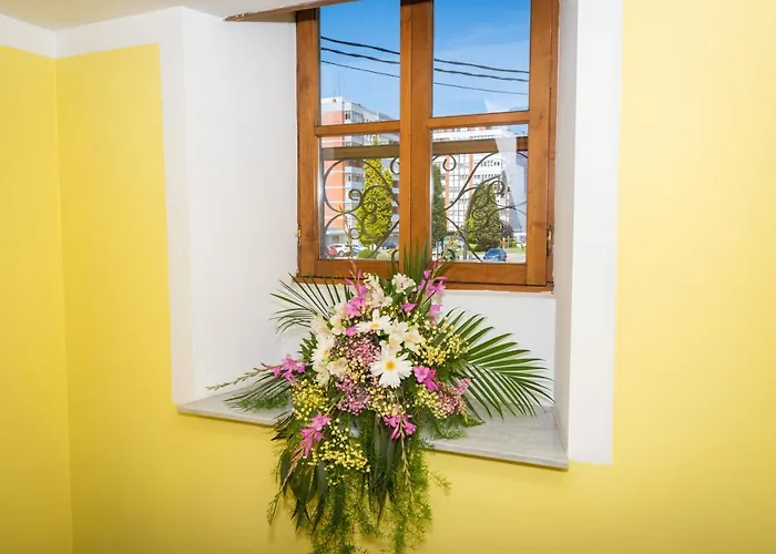 Castillo De Gauzón Salinas (Castrillon)