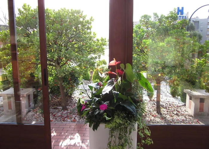 Castillo De Gauzon 3* Salinas (Castrillon)