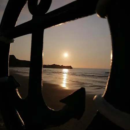 Castillo De Gauzon Hotel