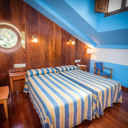 Castillo De Gauzon Salinas (Castrillon)