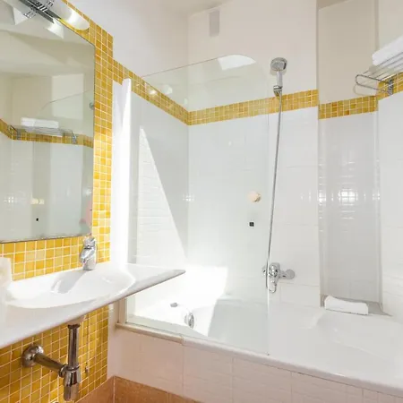 Castillo De Gauzon 3* Salinas (Castrillon)