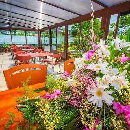 Castillo De Gauzon 3* Salinas (Castrillon)