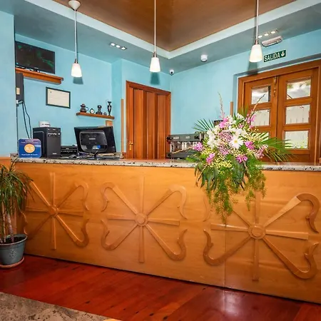 Castillo De Gauzon Hotel